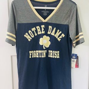 Medium Notre Dame NWT ring sleeve tshirt